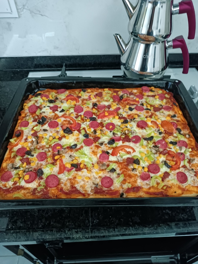 Pizza yapıyorum kim ister?