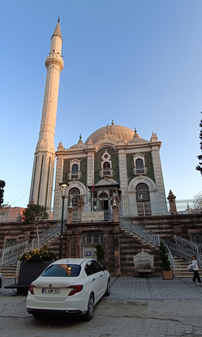 Salepçioğlu Camii