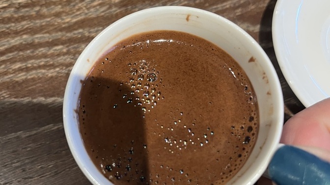 Kim pazartesi kahvesi içmek ister?