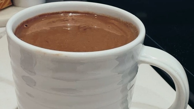 Diyette sıcak çikolata içiliyor muydu ya?