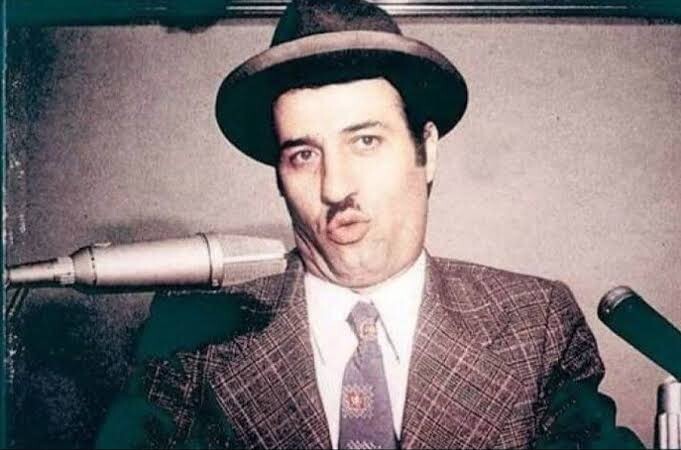 Türküye halkı siyaset dışında niye bişey bilmiyo?