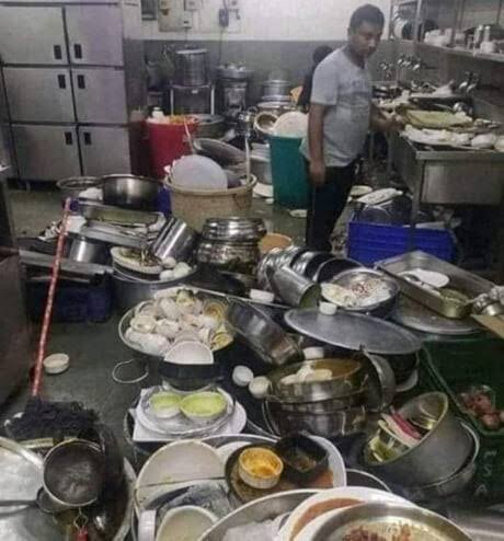 Sevgiliniz mutfağı dağıtarak harika bir yemek yapsa; eline sağlık mı dersiniz, yoksa o dağınıklığı görüp bir daha girme mi?