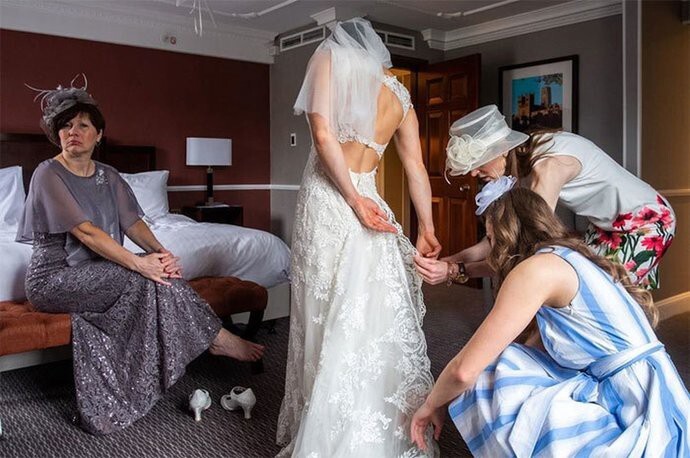 Evlenince kayınvalide ve kayınbabaya anne, baba demek zorunda mıyız?