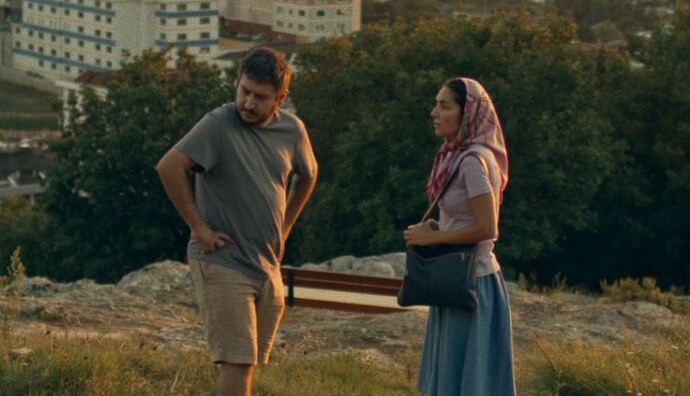 Eşimin geçmişi çok kabarık, gittiğimiz her yerde eski ilişkilerine denk geliyoruz, siz olsanız ne hissederdiniz ne yapardınız?