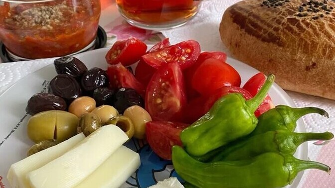Genellikle sabah saat kaçta kahvaltı yaparsınız?