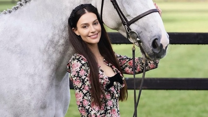 Ariana Rockefeller güzel mi?