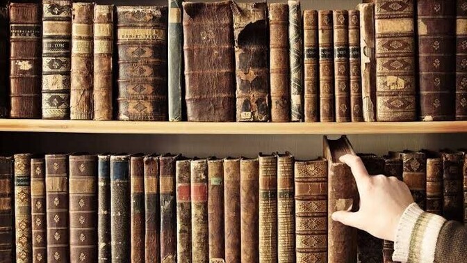 Yeni kitaplar alacağım da, rica etsem okuyup beğendiklerinizden önerir misiniz arkadaşlar?
