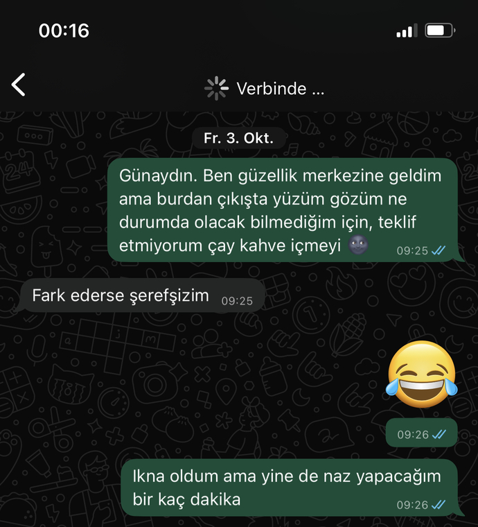 Tek mesajıyla yüzünü güldüren biri var mı?