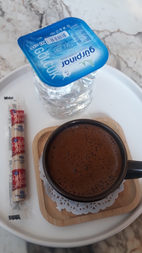 Bugün kahvenize kim eşlik etti?