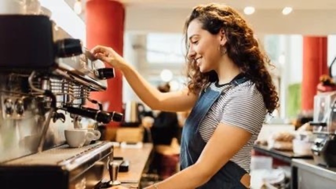 Kafe kafe gezip iş aramak mantıklı mı?