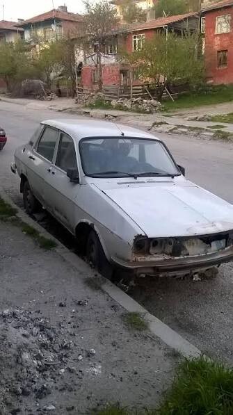 Erkekler, Arabanizin fotosnu atsar misiniz?
