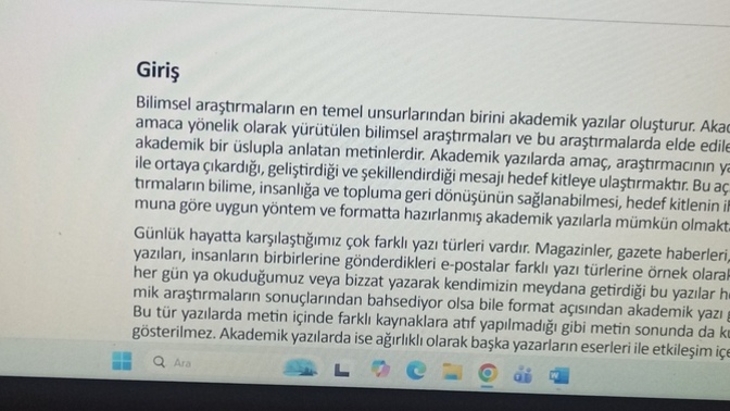 Kitaptan mı okuma yaparsın bilgisayardan mı?