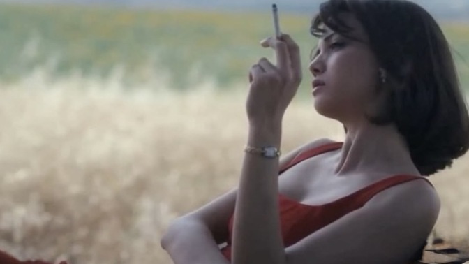 Aşkını , sevgini hak eden biri var mı?