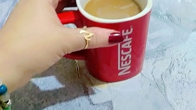 Özeline yazmak için bahanemi hazırladım , önce gözüm seni bir yerden ısırıyor diycem , dönmezse cumanız mübarek olsun diycem 😂 ?