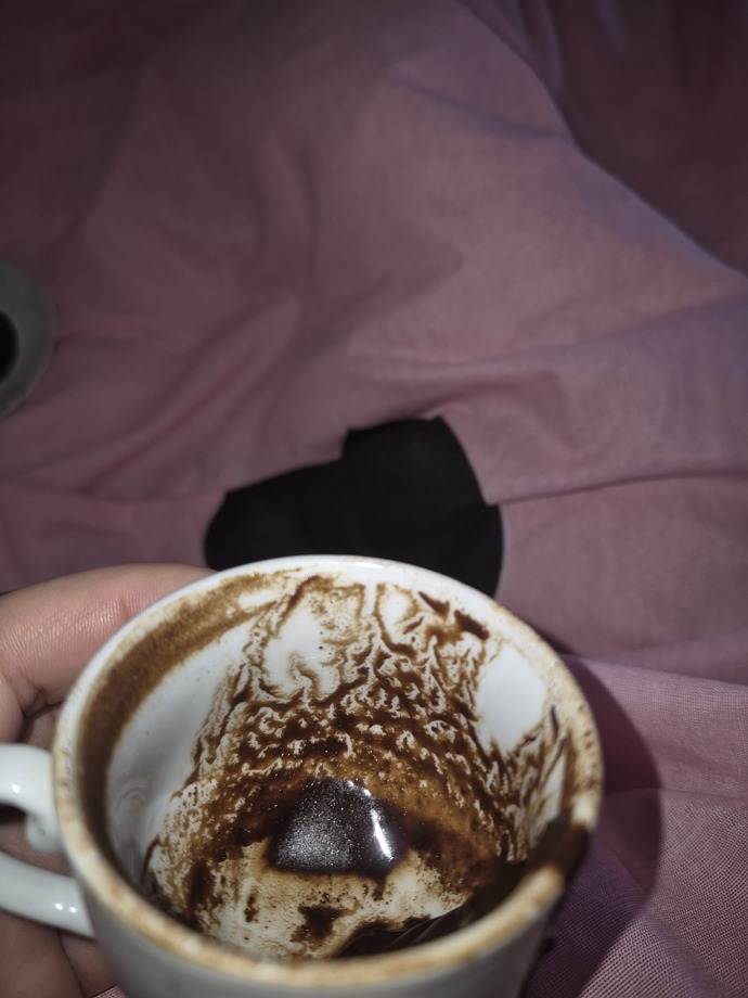 Kahve falımda ne görüyorsunuz, gerçekten bilgisi ve yeteneği olan bakabilir mi?