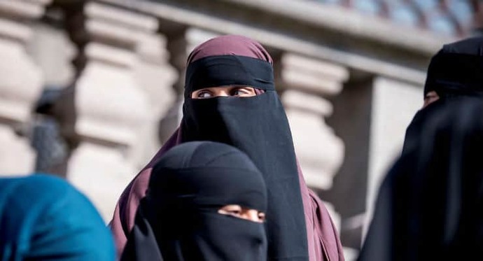 Hollanda’da peçeli kadına satış yapmayan balıkçı ayrımcılık mı yapıyor, sizce dava açılması doğru mu?