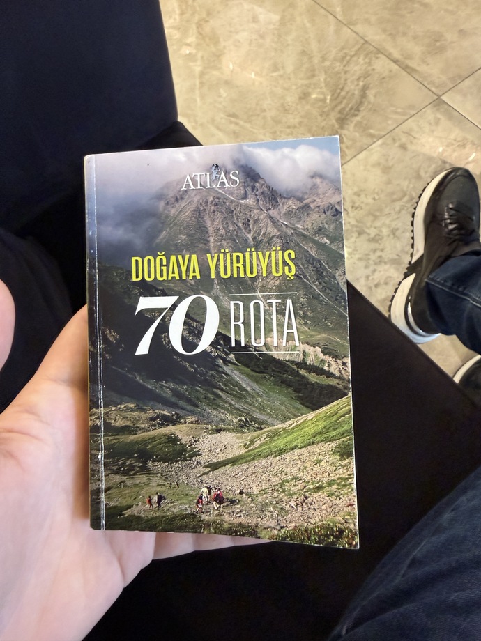 Doğa yürüyüşü için en iyi rota rehberi hangisi, Ersin Demirel’in Doğa Yürüyüş 70 Rota kitabı nasıl?