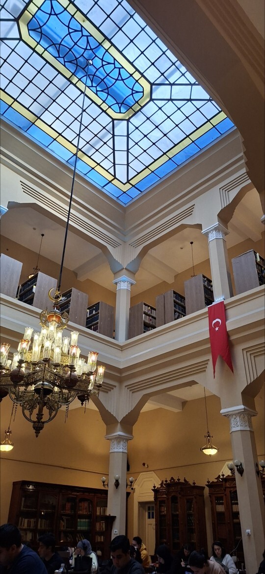Kütüphaneleri sever misiniz, en son ne zaman kütüphanye gittiniz?