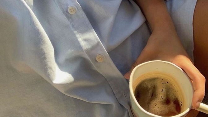 Pazar sabahı sevgiliden günaydın mesajı gelmeyince trip atan sadece ben miyim?
