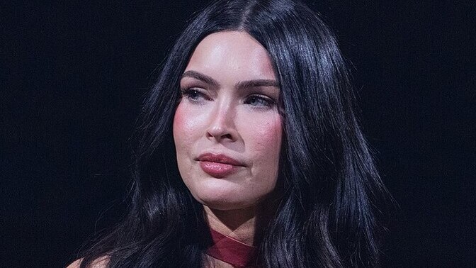 Megan Fox'a ne olmuş lan baba?