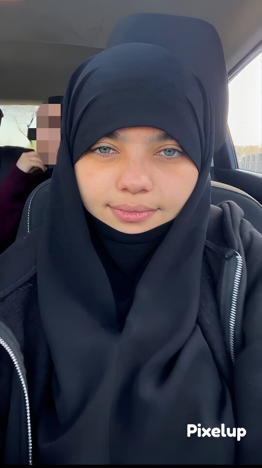 Siz de kamera açılınca çirkin, habersiz yakalanınca güzel mi çıkıyorsunuz?