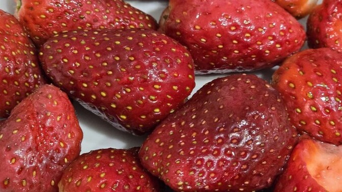 Siz de çilek sever misiniz, en son ne zaman çilek yediniz ve nasıl tercih ediyorsunuz?