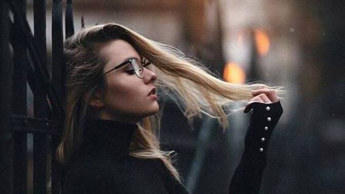 Birini kaybetmemek için bazı gerçekleri saklar mısın?