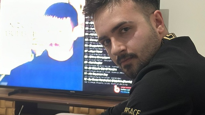 Foto nasıl paylaşılır sizce?