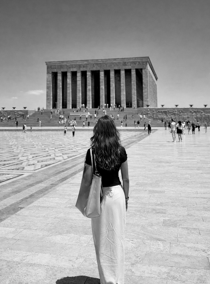 Hiç Anıtkabir’e gittiniz mi? İlk gidişinizde ne hissettiniz, içinizden neler geçti? Gitmeyenler de gitse ilk ne yapmak isterdi?