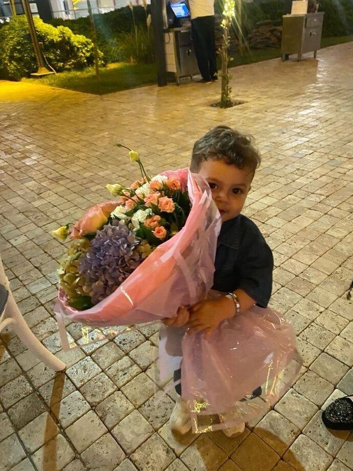 Photoshop bilenler var mı, ciddi anlamda ileri seviye yardım edebilecek olan?