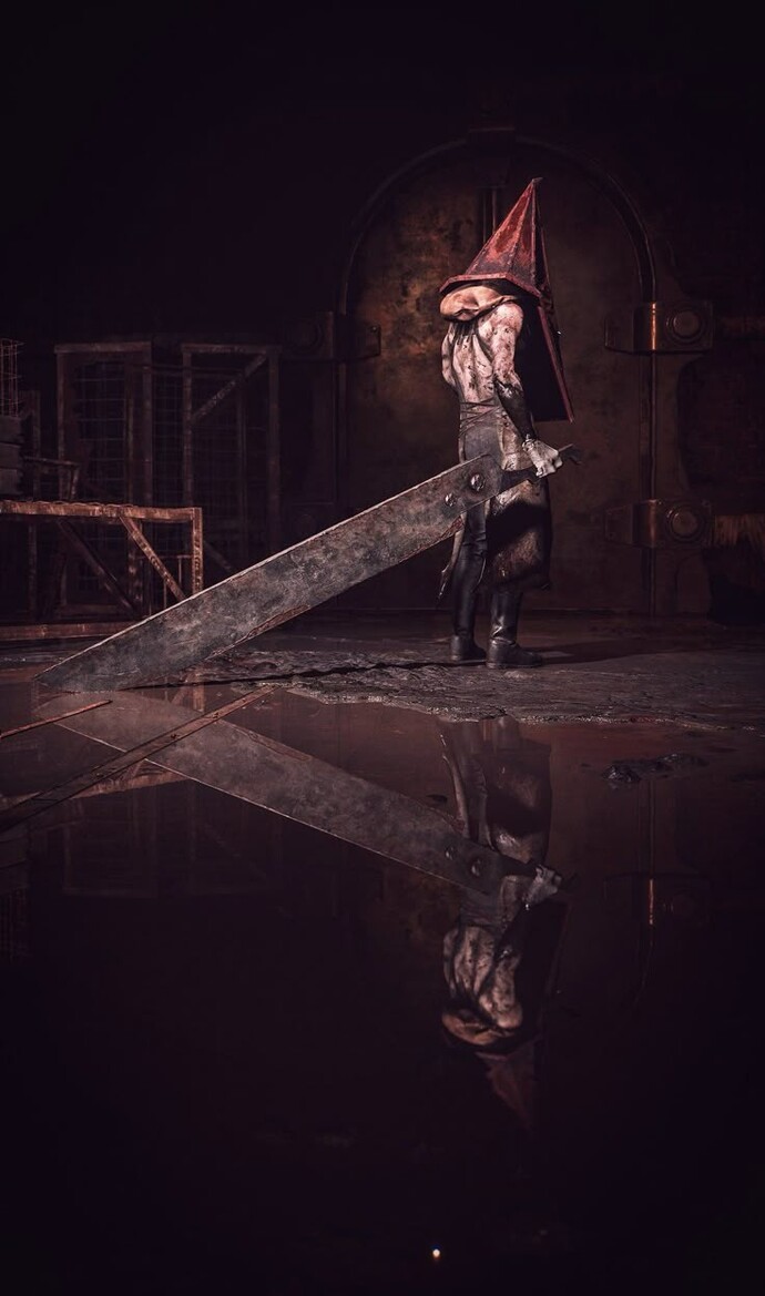 Pyramid Head ile karşılaşsan hayatta kalıp kalamayacağını söylememi ister misin?