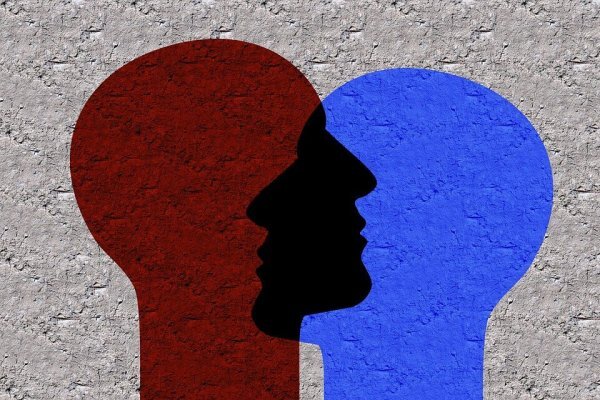 Toplum baskısı ve gruba ait olma ihtiyacı, gerçek samimi bağlılıktan ne zaman daha ağır basar?