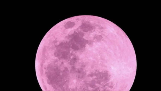 Pembe Dolunay nedir, burçlara ve enerjiye etkisi ne anlama geliyor?