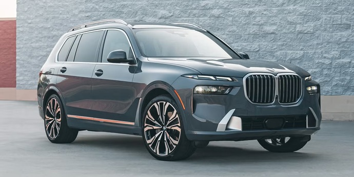 BMW X7 sizce nasıl bir araba, bu fiyata alınır mı tercih eder miydiniz?