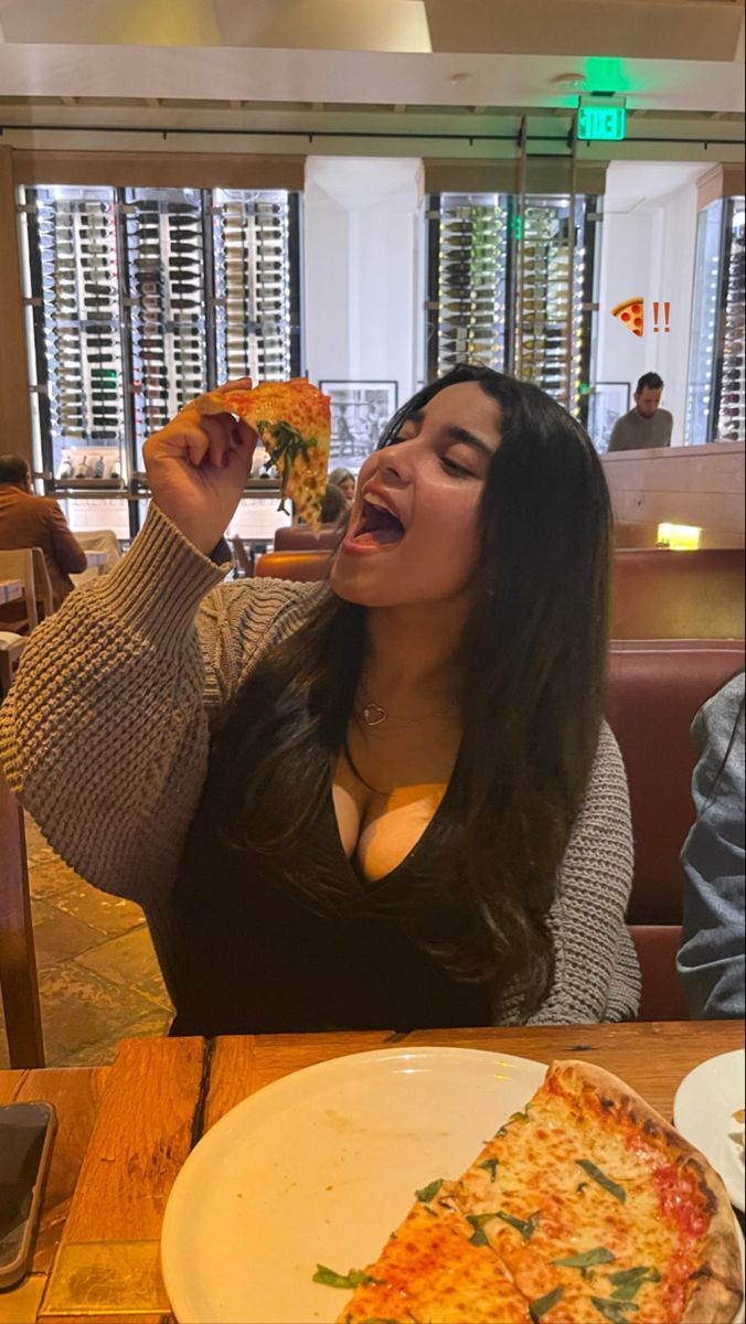 Pizza dışarıda mı yoksa evde mi daha güzel oluyor?