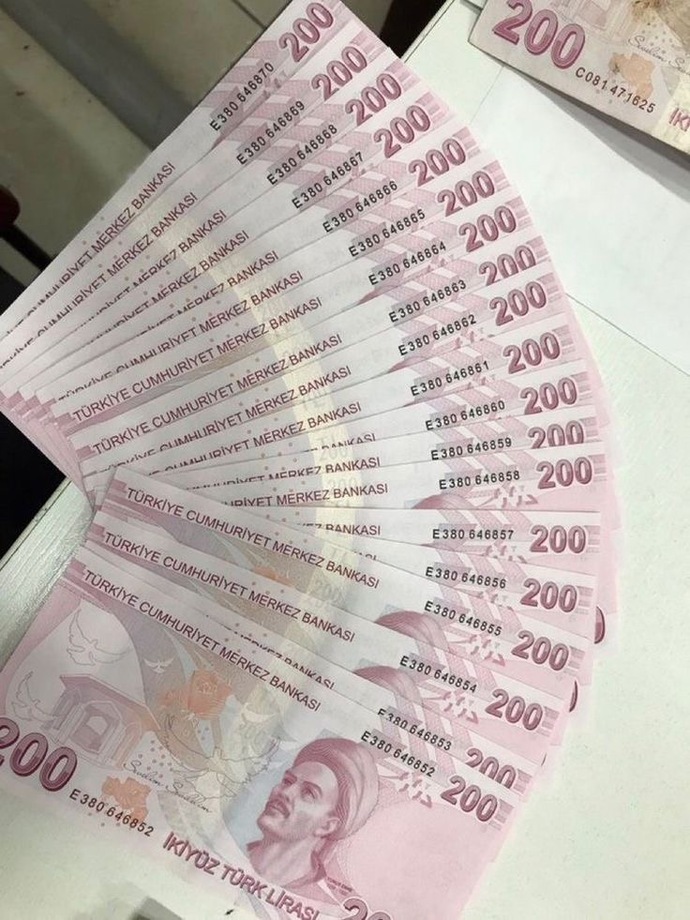 Elinde toplu para olsa harcar mısın yoksa yatırım mı yaparsın?