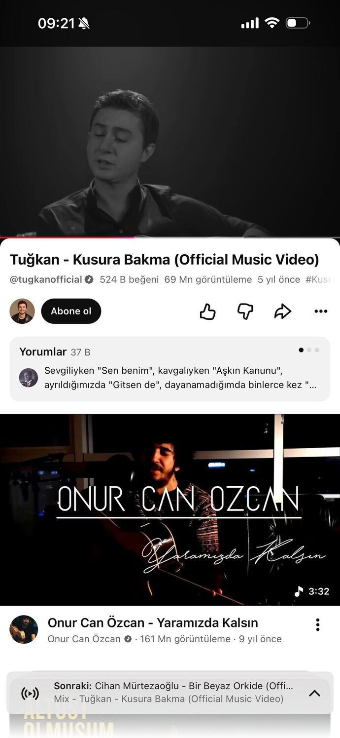 Sürekli replay yaptığınız, günde defalarca dinlemeden duramadığınız şarkı hangisi?