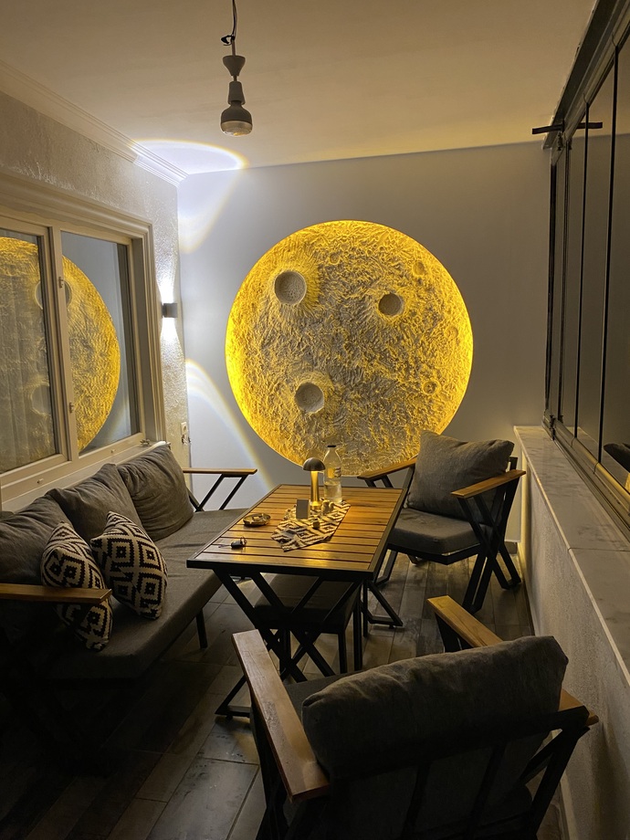 Balkon dekorasyonumuz sizce nasıl olmuş, eksik ya da fazla duran ne var?