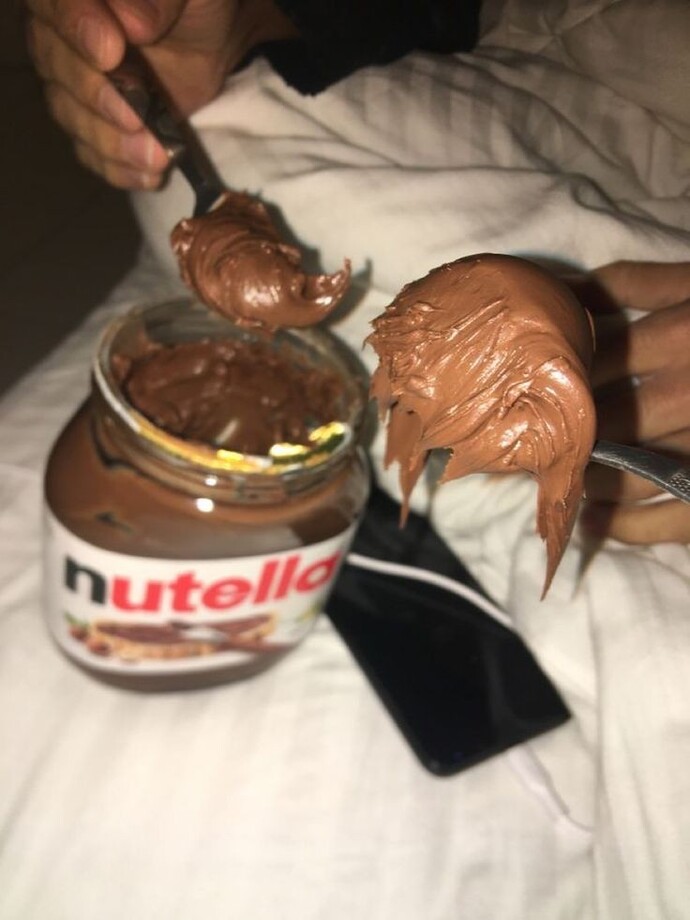 Nutella sevio musunuzzz?