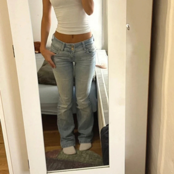 Sizce Bootcut pantolonlar mı yoksa Baggy pantolonlar mı?