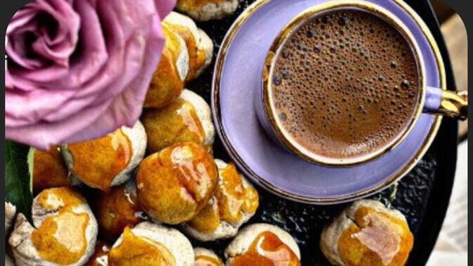 Kurabiyenin yanında çay mı, kahve mi tercih edersin?