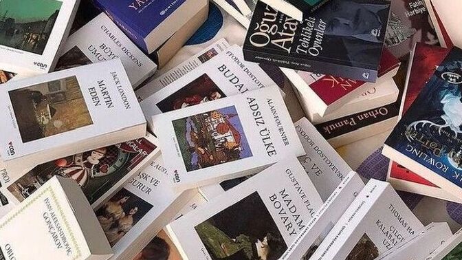 Kitap sadece bilgi edinebilmek için mi okunmalı yoksa eğlenmek için de okunabilir mi?