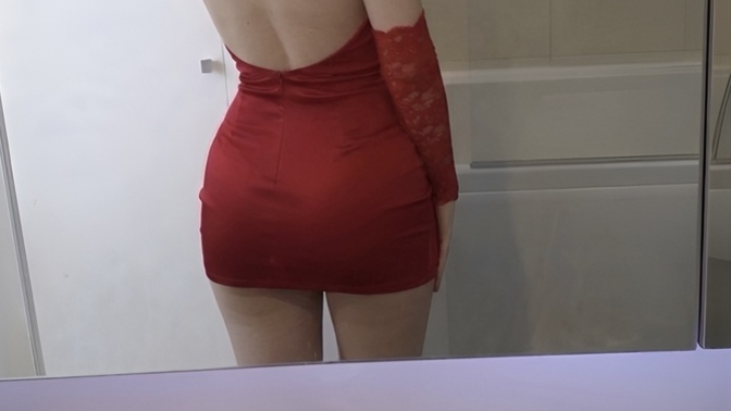 Mini etek/elbise giymek sizce uygunsuz mu?