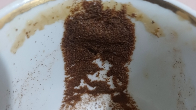 Falimda yuz mu var, bana mi oyle geliyor acaba?