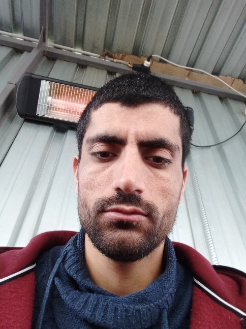 Benim gibi hassas ciltler için en iyi günlük yüz bakım rutini ve uygun marka önerileri neler?