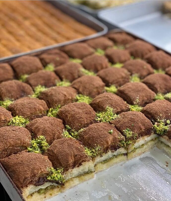Çikolatalı baklava yedin mi güzel mi?