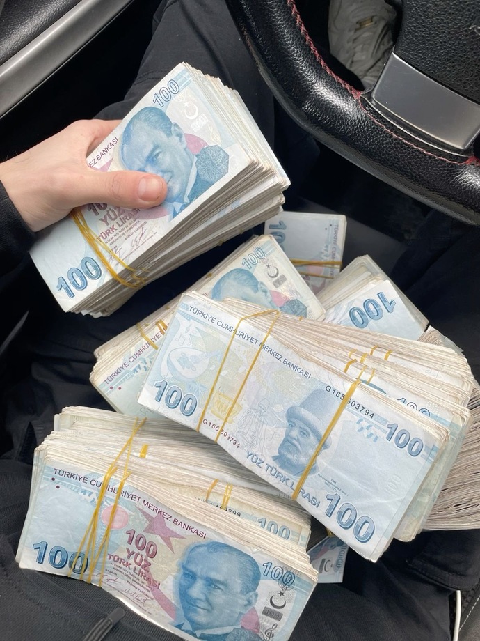 Parayı seviyor musun?