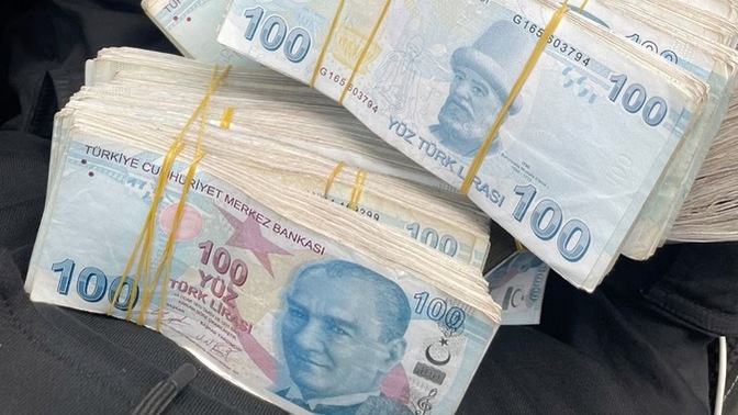Parayı seviyor musun?