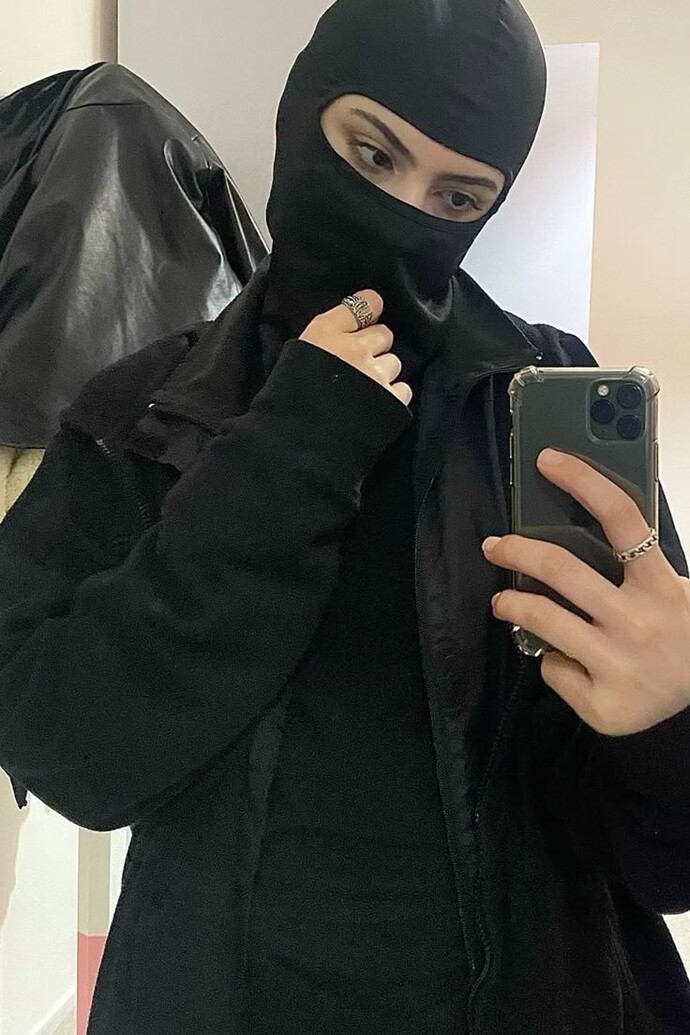 Toplumda takındığınız sosyal maske ile yalnız kaldığınızdaki haliniz arasında ne kadar fark var?