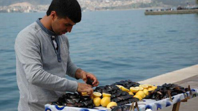 Seyyar satıcılardan alışveriş yapar mısın?